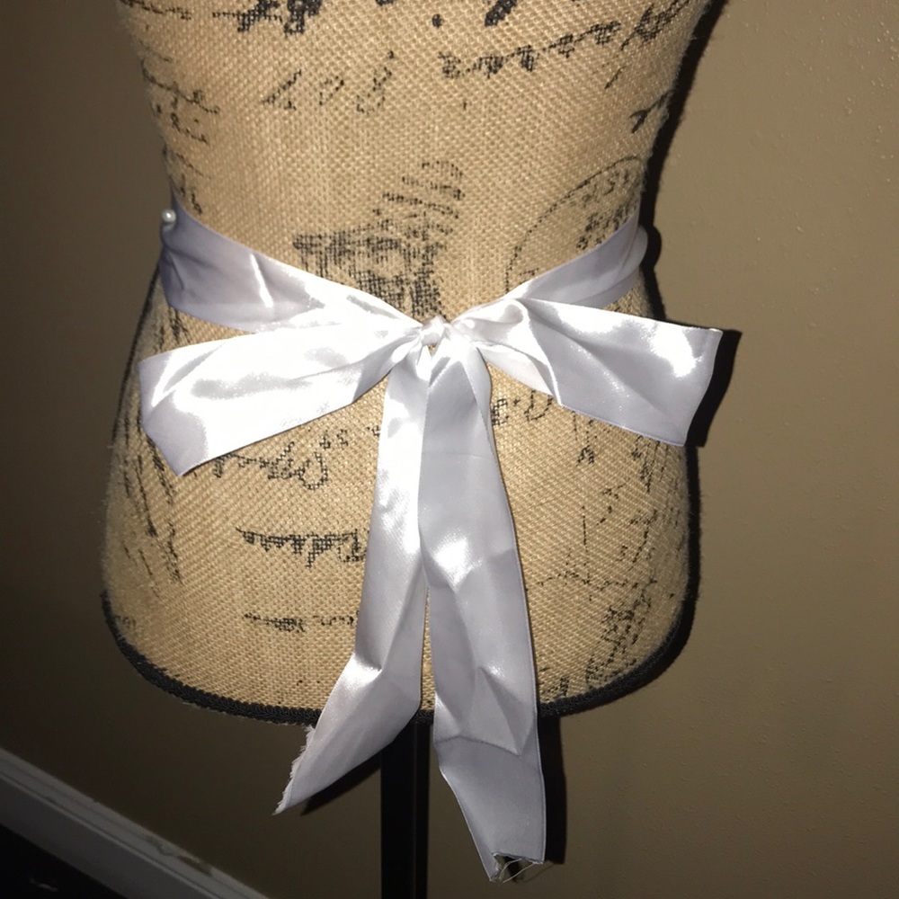 New Rhinestone Ribbon Belt/Sash - Picture 4 of 8